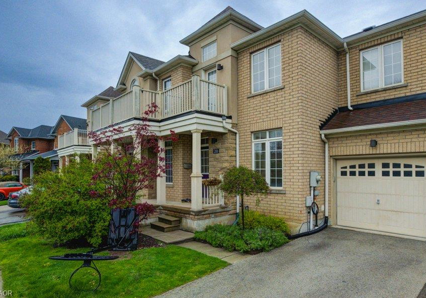 28-glendarling-crescent-stoney-creek-ontario-40857317