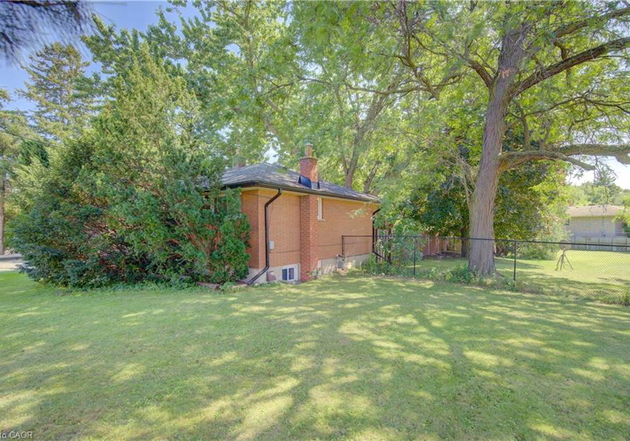 9-rothsay-avenue-kitchener-ontario-40857321