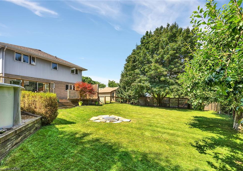 1-danube-drive-heidelberg-ontario-40857345