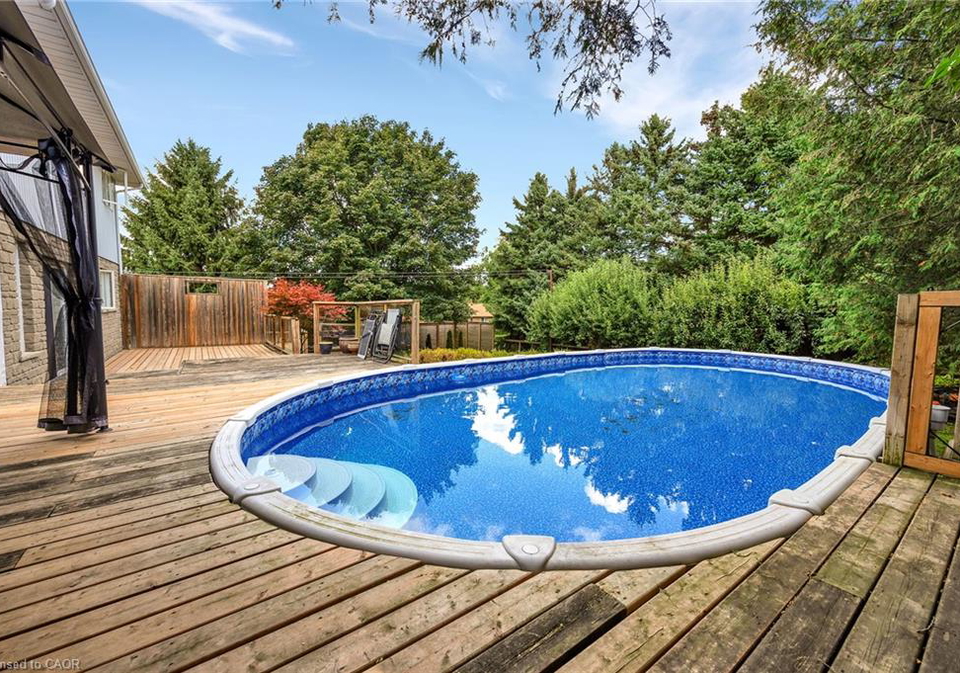1-danube-drive-heidelberg-ontario-40857345