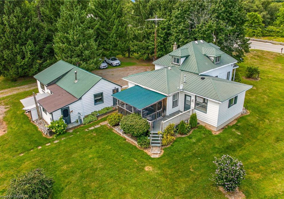 90-governors-road-paris-ontario-40857368