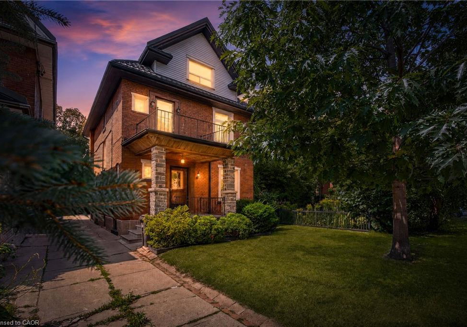 162-mavety-street-toronto-ontario-40857410