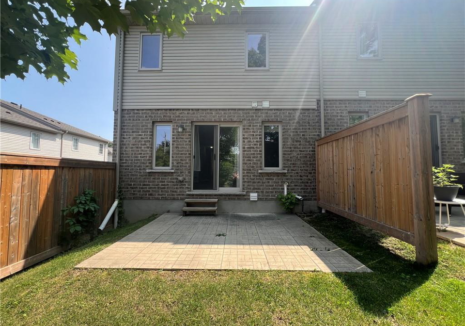 50-pinnacle-drive-kitchener-ontario-40857414
