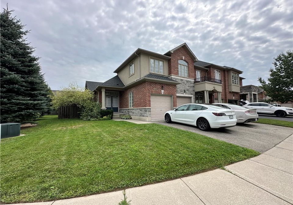 99-panabaker-drive-ancaster-ontario-40857420