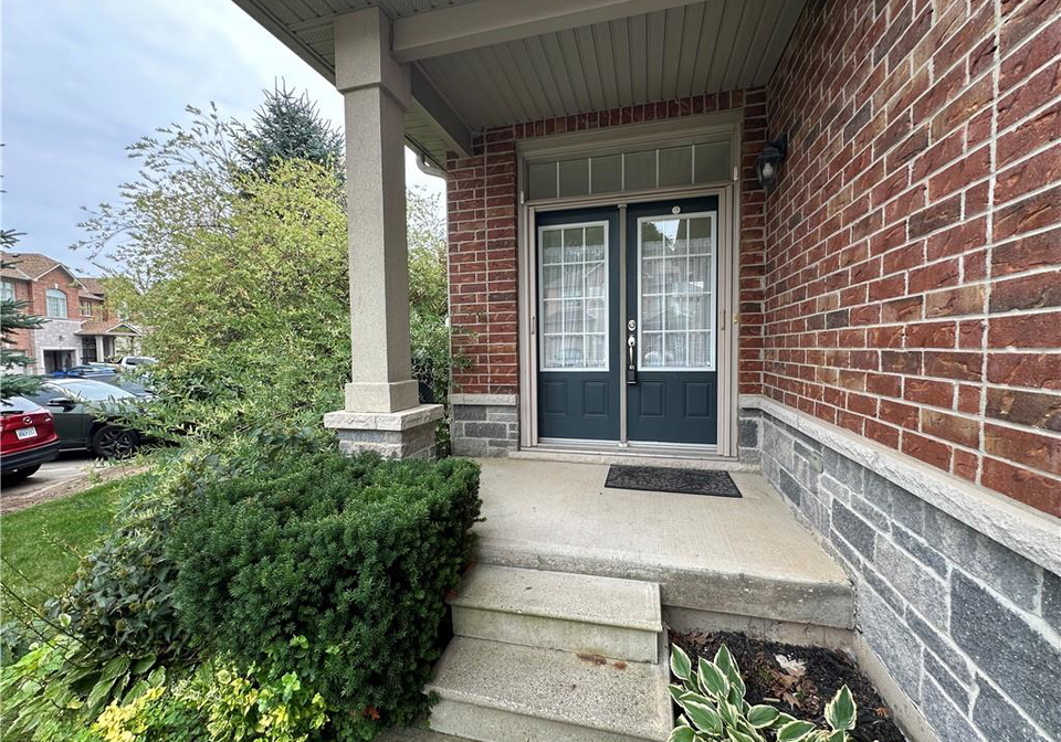99-panabaker-drive-ancaster-ontario-40857420