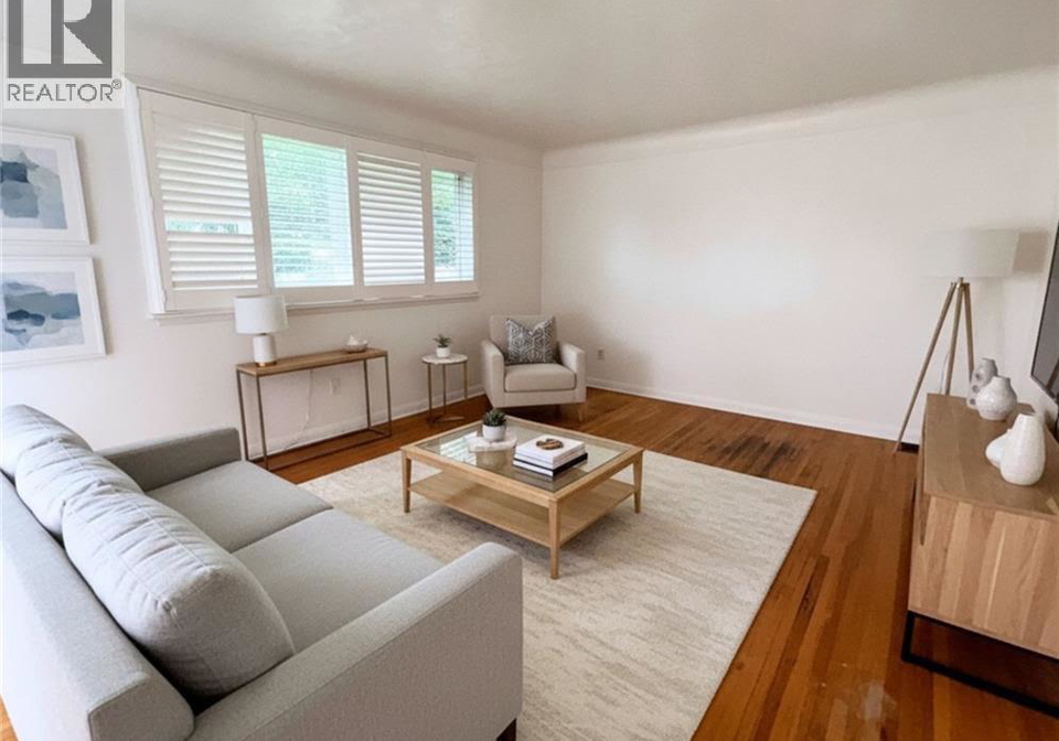 83-east-41st-street-hamilton-ontario-40857425