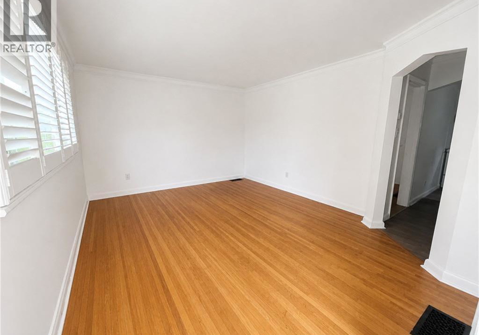83-east-41st-street-hamilton-ontario-40857425