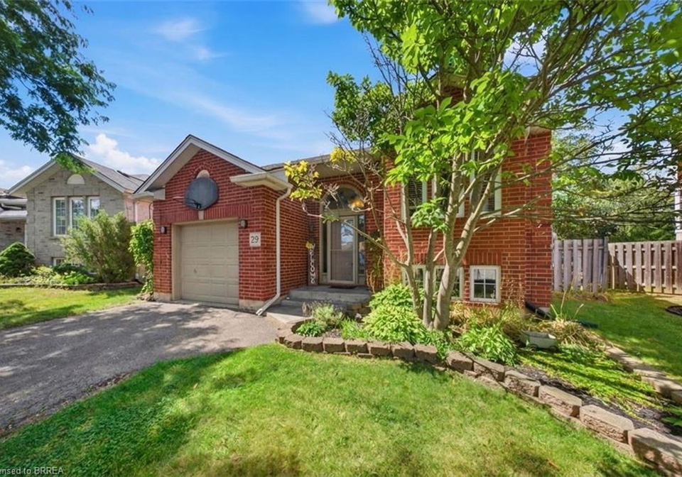 29-strong-court-brantford-ontario-40857461