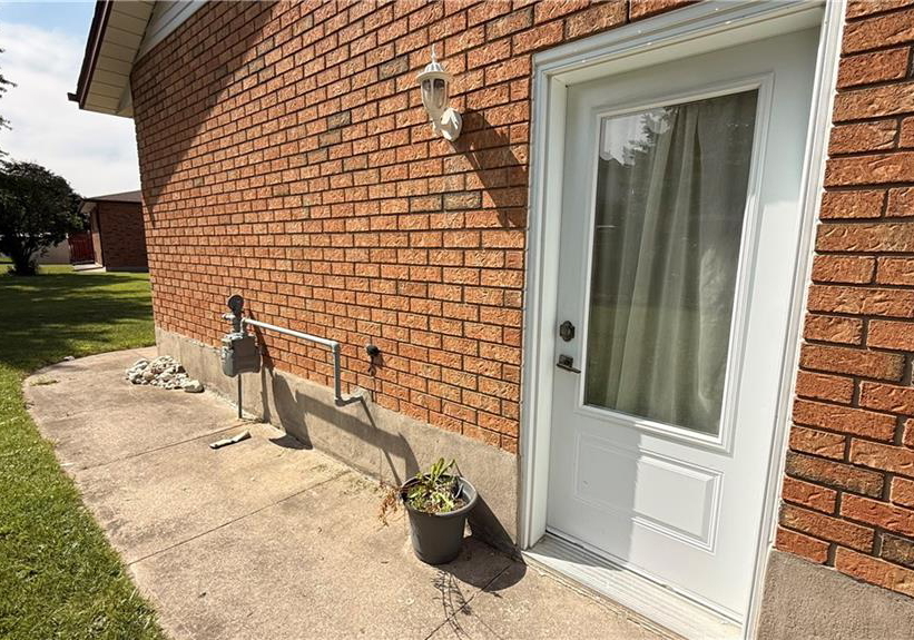 3-burnt-ember-court-kitchener-ontario-40857493