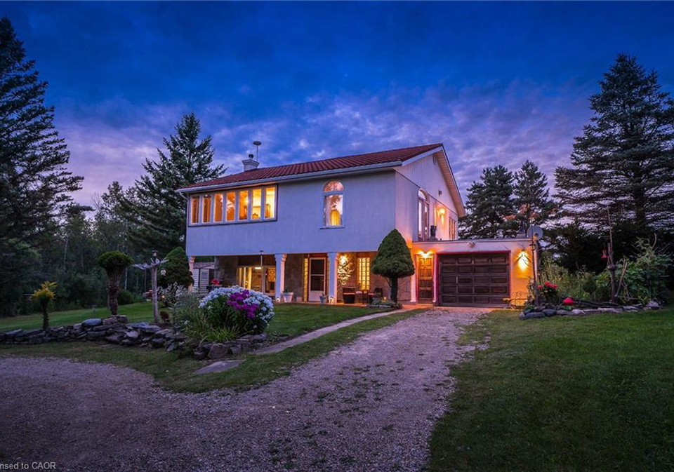 7530-macphersons-lane-puslinch-ontario-40857508