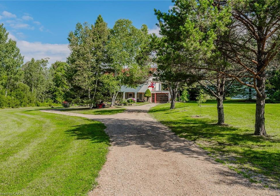 7530-macphersons-lane-puslinch-ontario-40857508