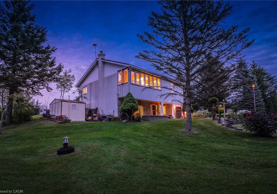 7530-macphersons-lane-puslinch-ontario-40857508