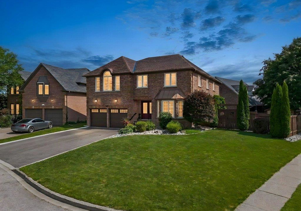 39-falcon-court-cambridge-ontario-40857548
