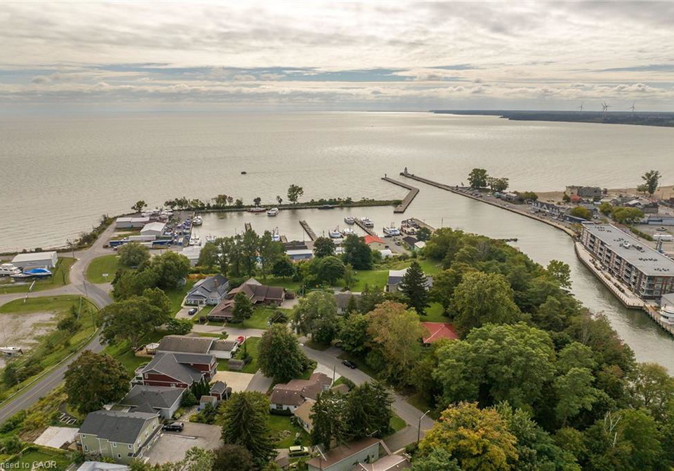 16-broad-street-port-dover-ontario-40857551