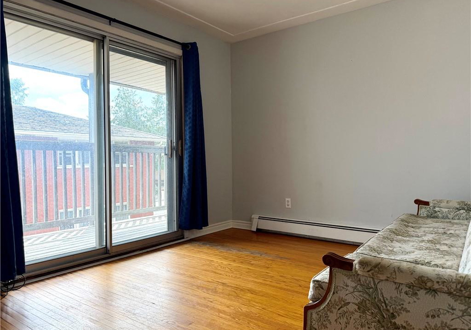 19-lilac-street-kitchener-ontario-40857602