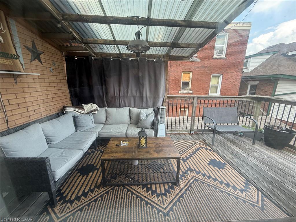947-main-street-e-hamilton-ontario-40857606