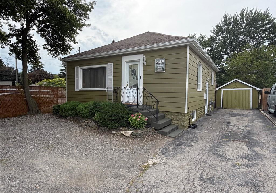 446-upper-gage-avenue-hamilton-ontario-40857623