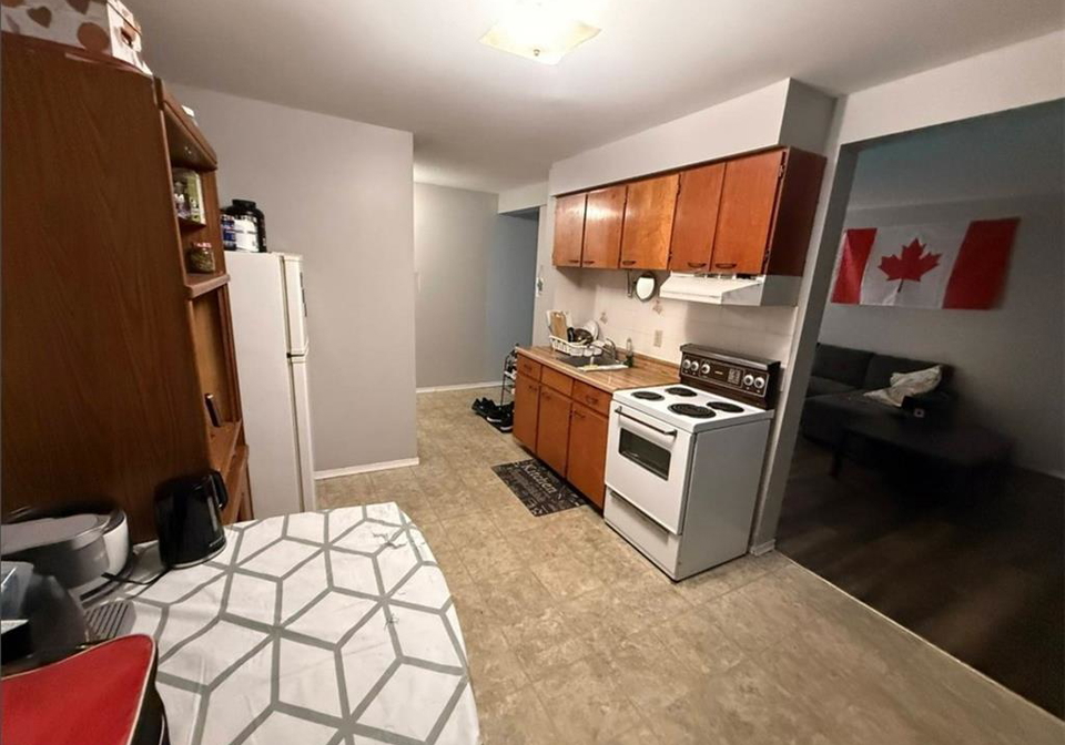 80-kinzie-avenue-kitchener-ontario-40857627