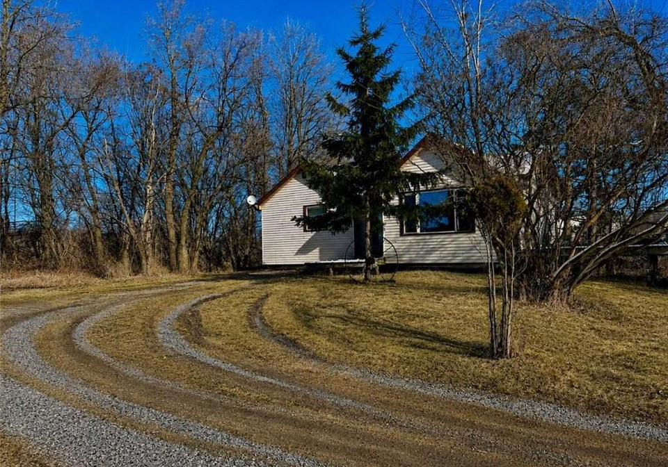 2780-highway-35-s-kawartha-lakes-ontario-40857669
