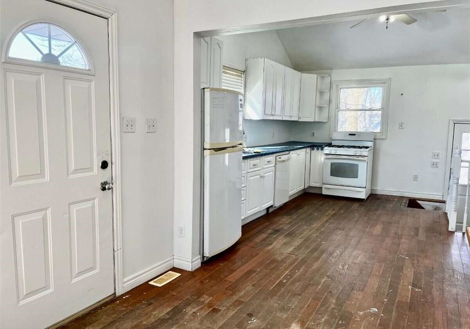 2780-highway-35-s-kawartha-lakes-ontario-40857669