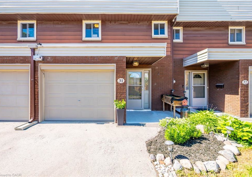23-watsons-lane-dundas-ontario-40857673