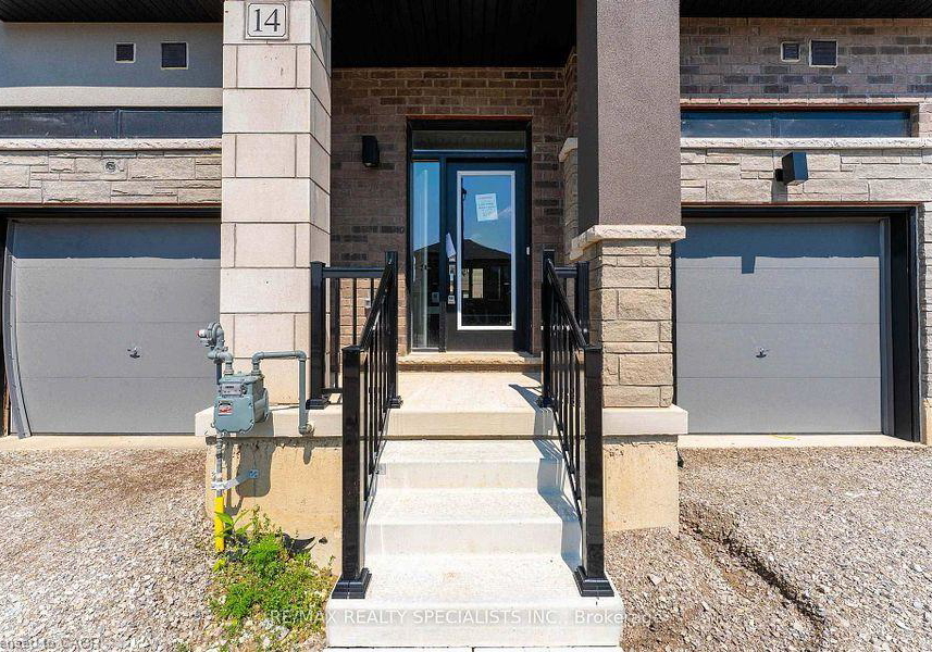 14-dennis-avenue-brantford-ontario-40857675