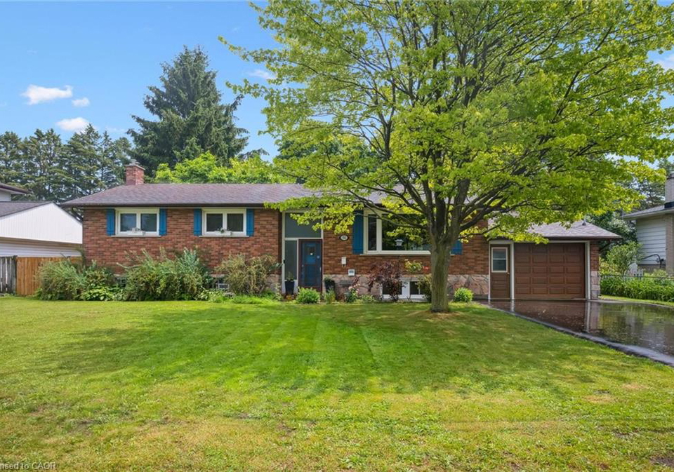54-schweitzer-street-kitchener-ontario-40857697