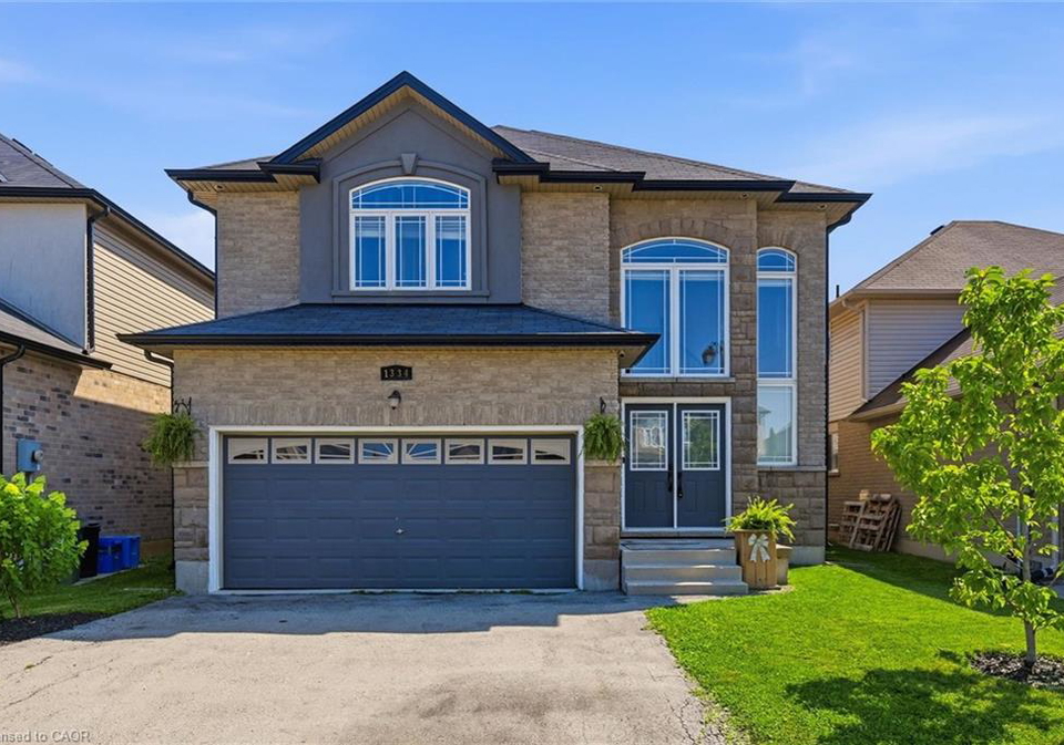 1334-upper-paradise-road-hamilton-ontario-40857737