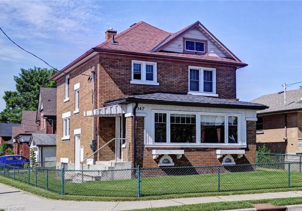147-courtland-avenue-e-kitchener-ontario-40857747