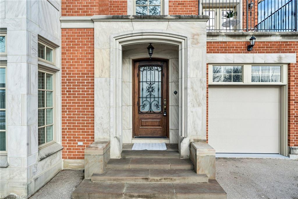 7-rollins-place-etobicoke-ontario-40857749