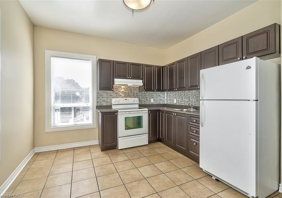 340-cannon-street-e-hamilton-ontario-40857750