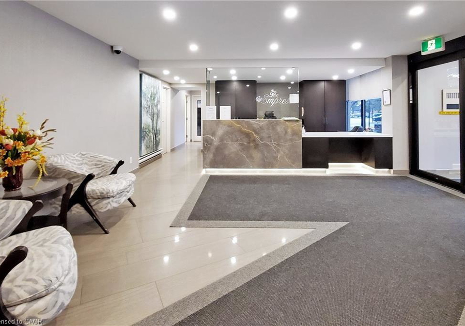 700-dynes-road-burlington-ontario-40857759