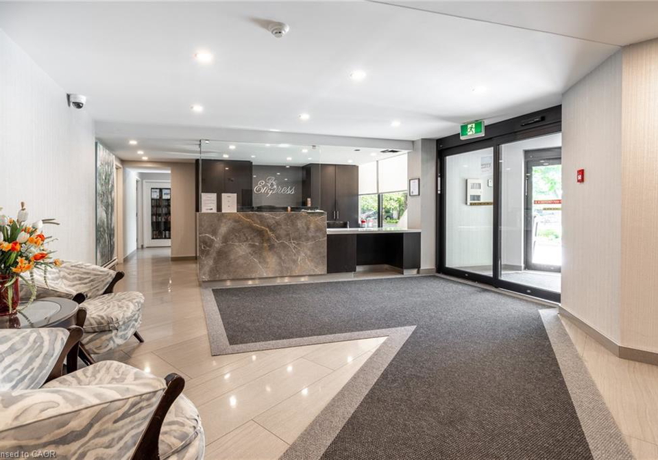 700-dynes-road-burlington-ontario-40857759