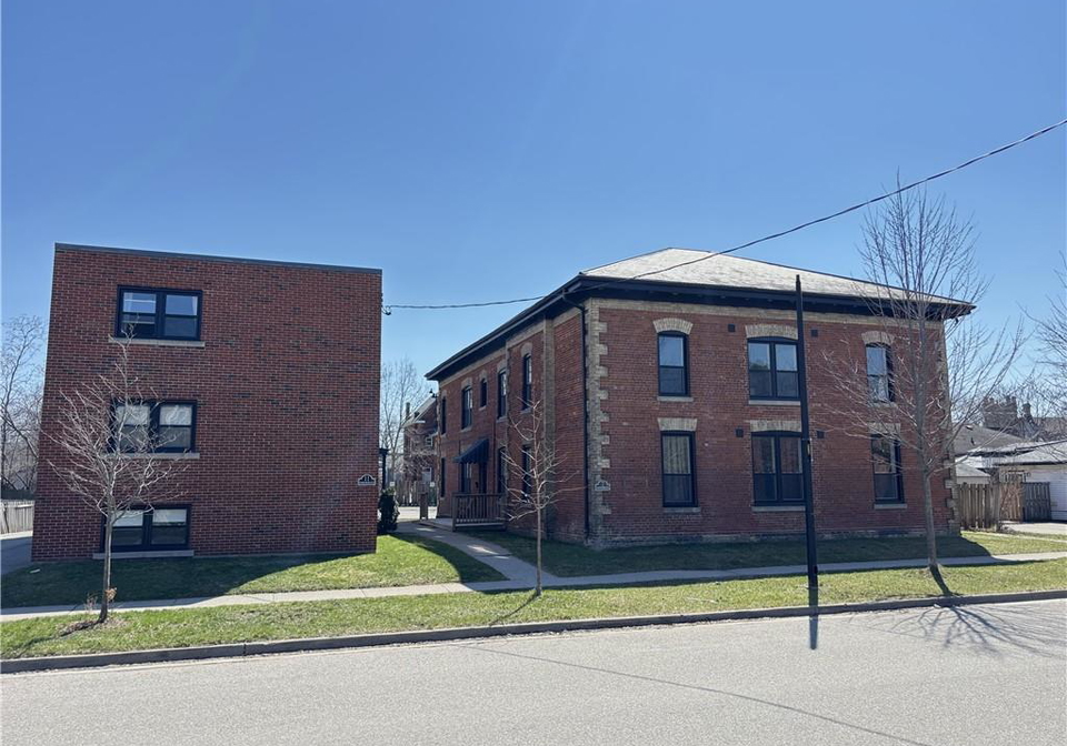 7-sheridan-street-brantford-ontario-40857766
