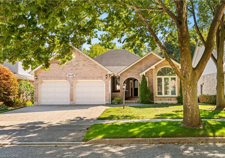 648-bayhampton-crescent-waterloo-ontario-40857793