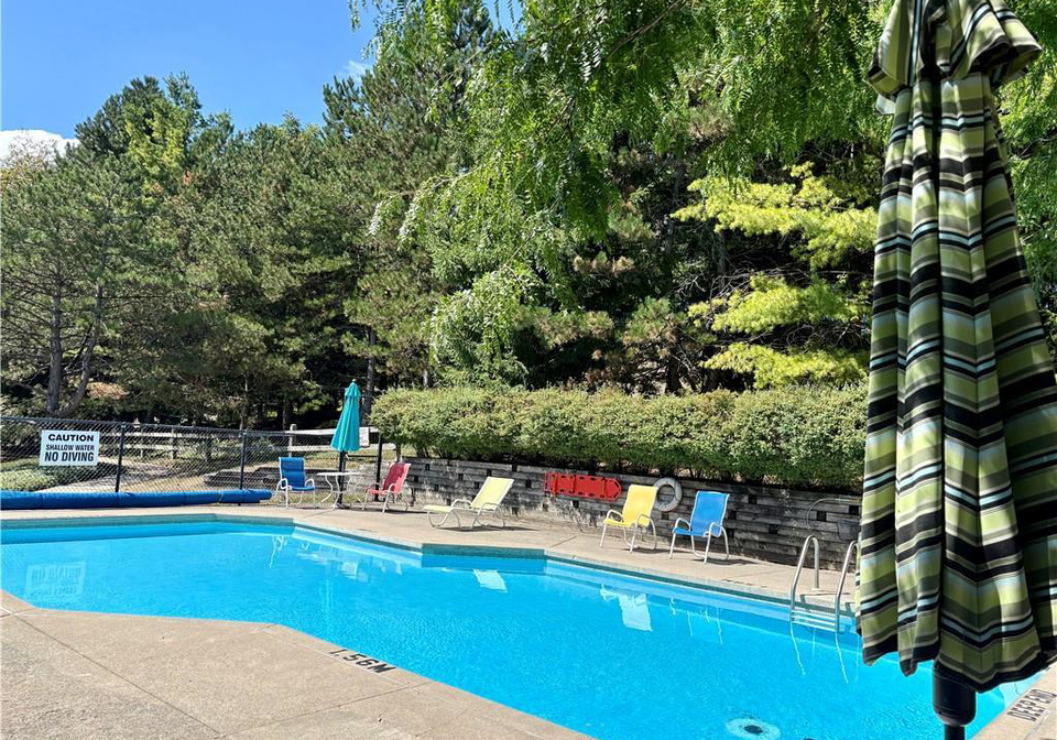 45-quinte-crescent-kitchener-ontario-40857798