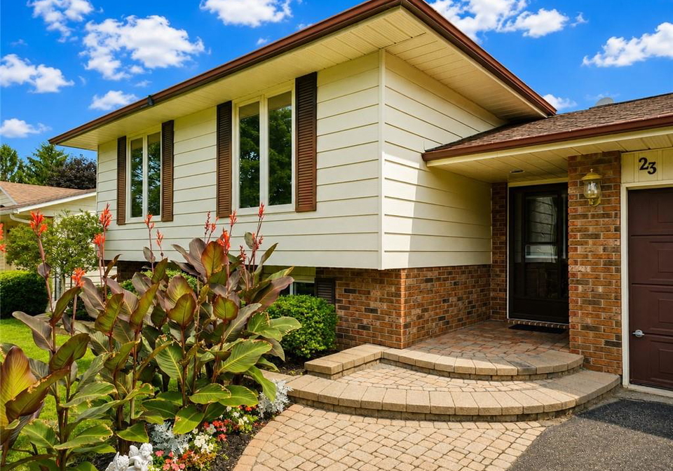 23-churchill-circle-simcoe-ontario-40857804