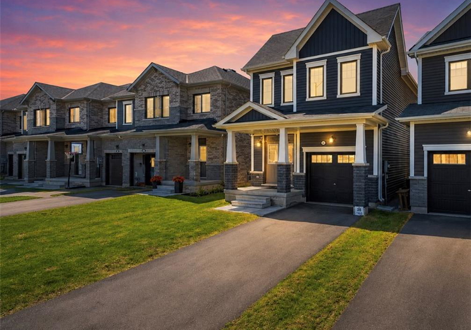 305-vanilla-trail-thorold-ontario-40857809