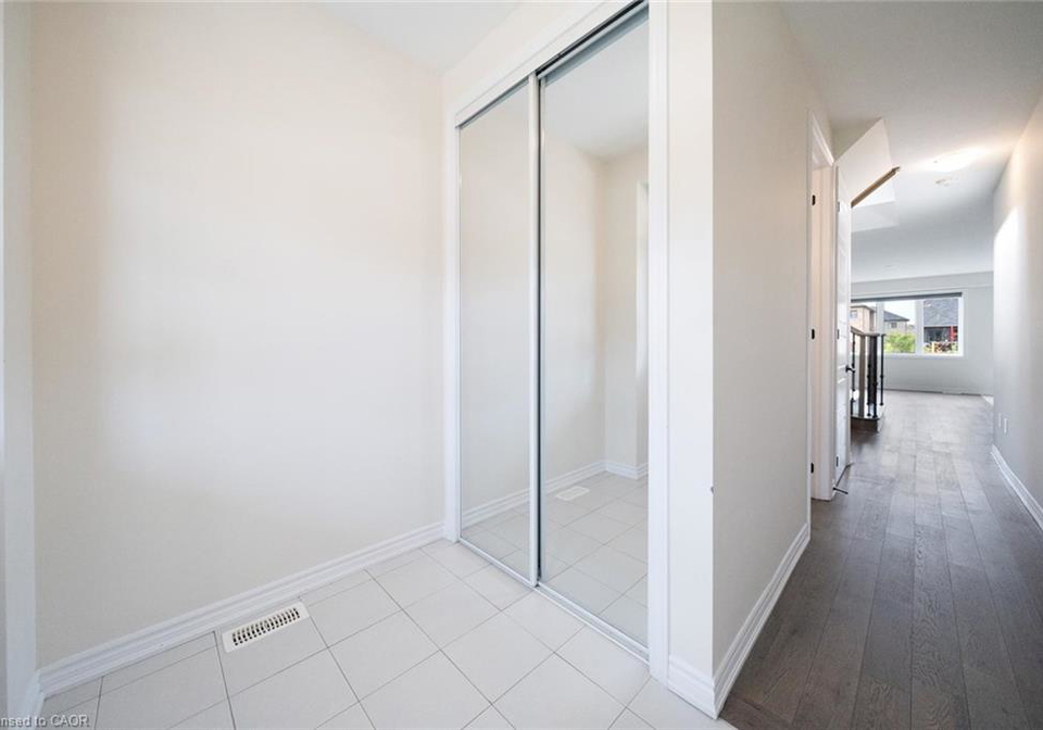 305-vanilla-trail-thorold-ontario-40857809