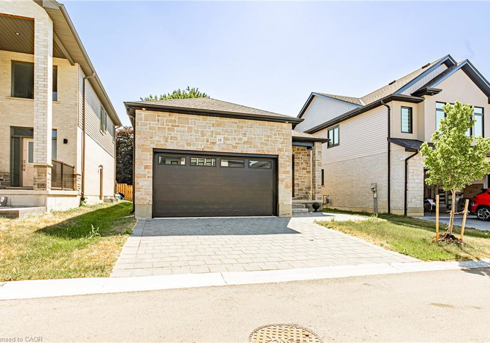 7966-fallon-drive-lucan-biddulph-twp-ontario-40857814