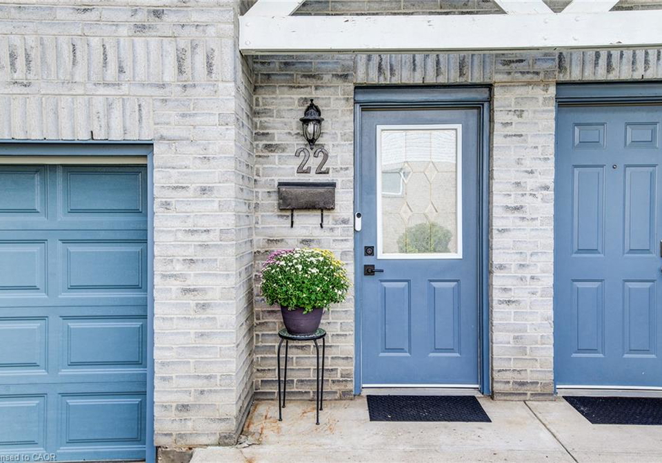 589-beechwood-drive-waterloo-ontario-40857816