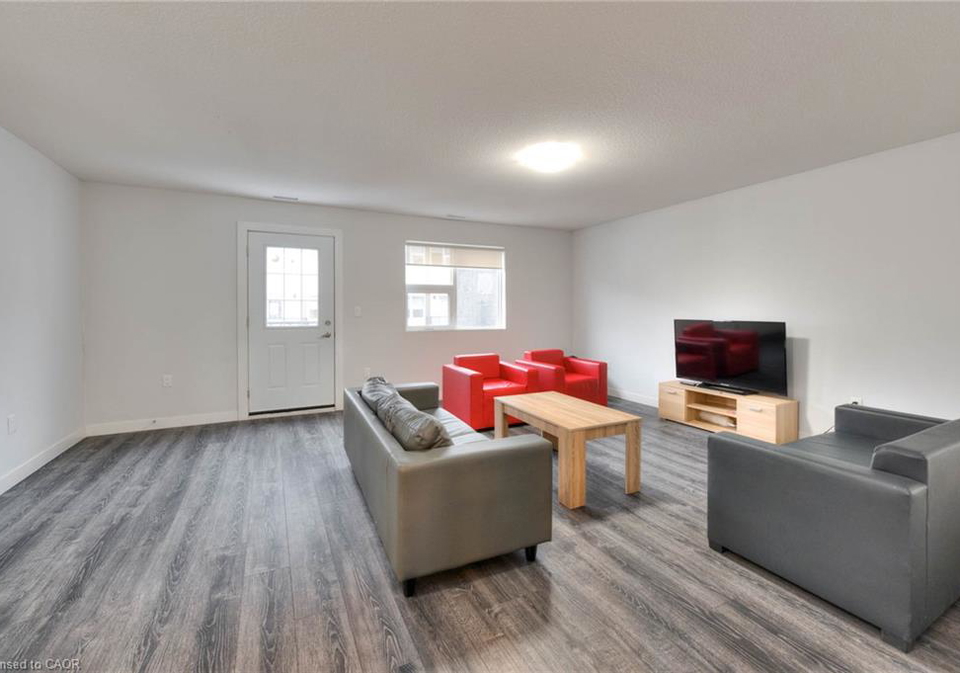 338-albert-street-waterloo-ontario-40857819