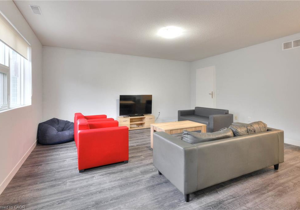 338-albert-street-waterloo-ontario-40857819