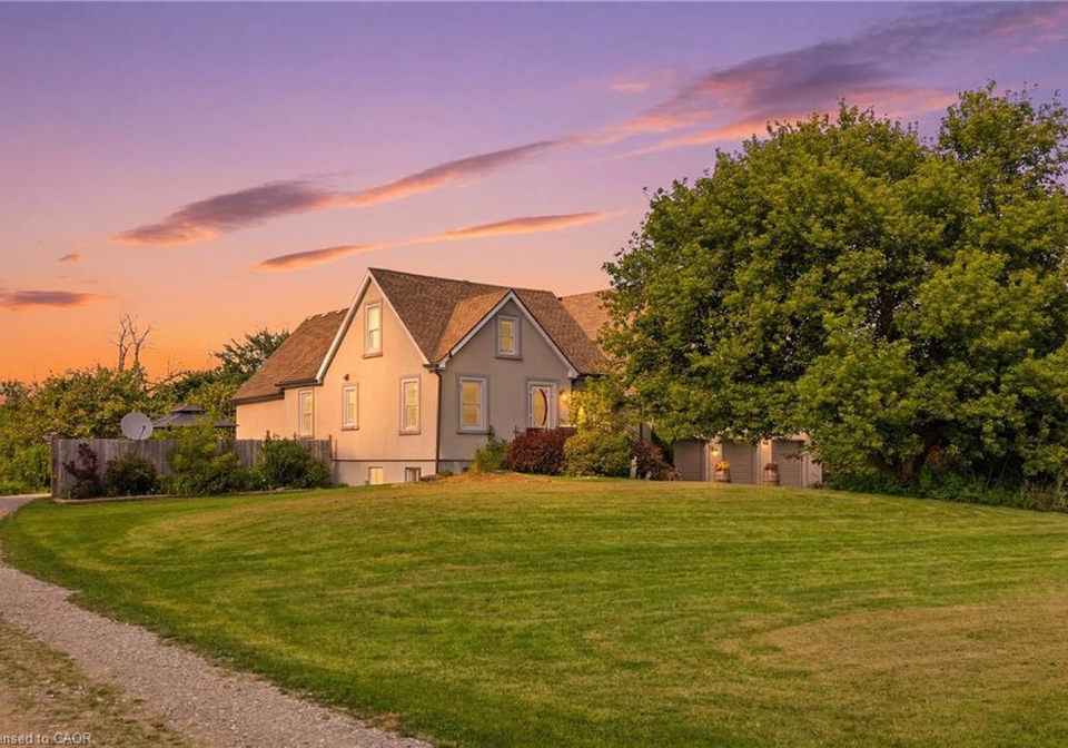 97-smith-road-hamilton-ontario-40857826