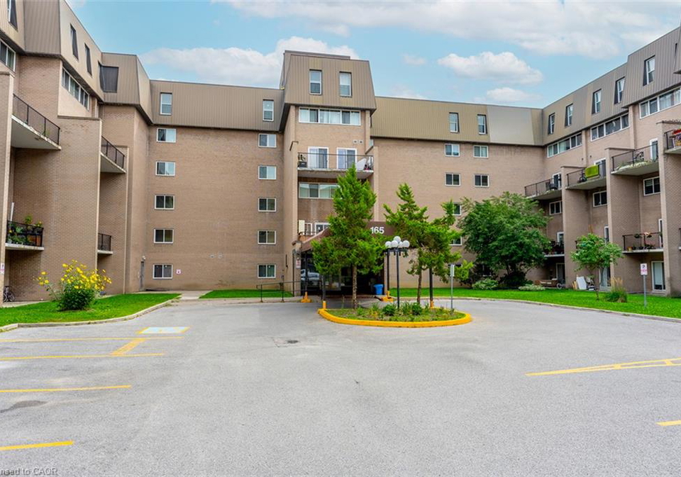 165-cherokee-boulevard-toronto-ontario-40857841