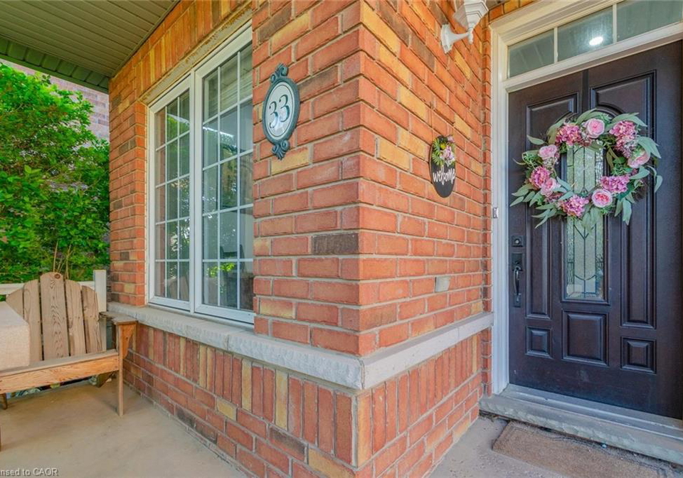 33-panorama-way-stoney-creek-ontario-40857842