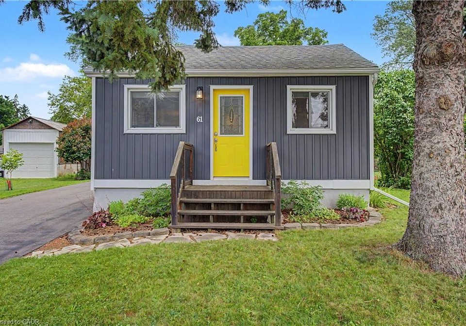 61-maud-street-woodstock-ontario-40857858