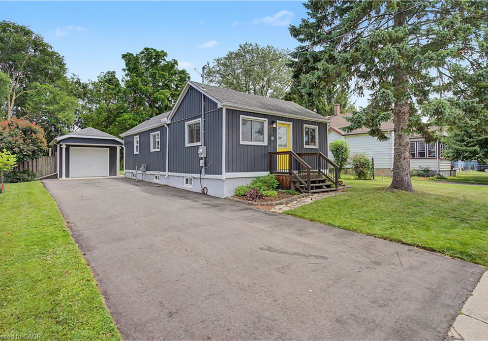 61-maud-street-woodstock-ontario-40857858