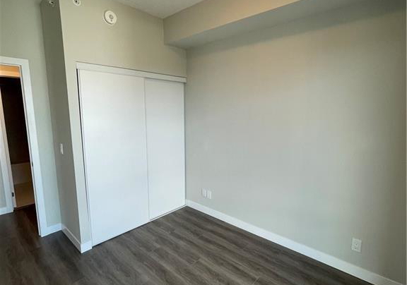 15-queen-street-s-hamilton-ontario-40857859