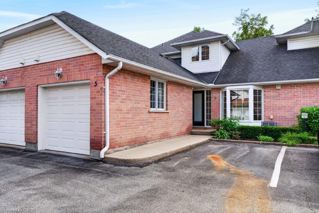 2435-woodward-avenue-burlington-ontario-40857867